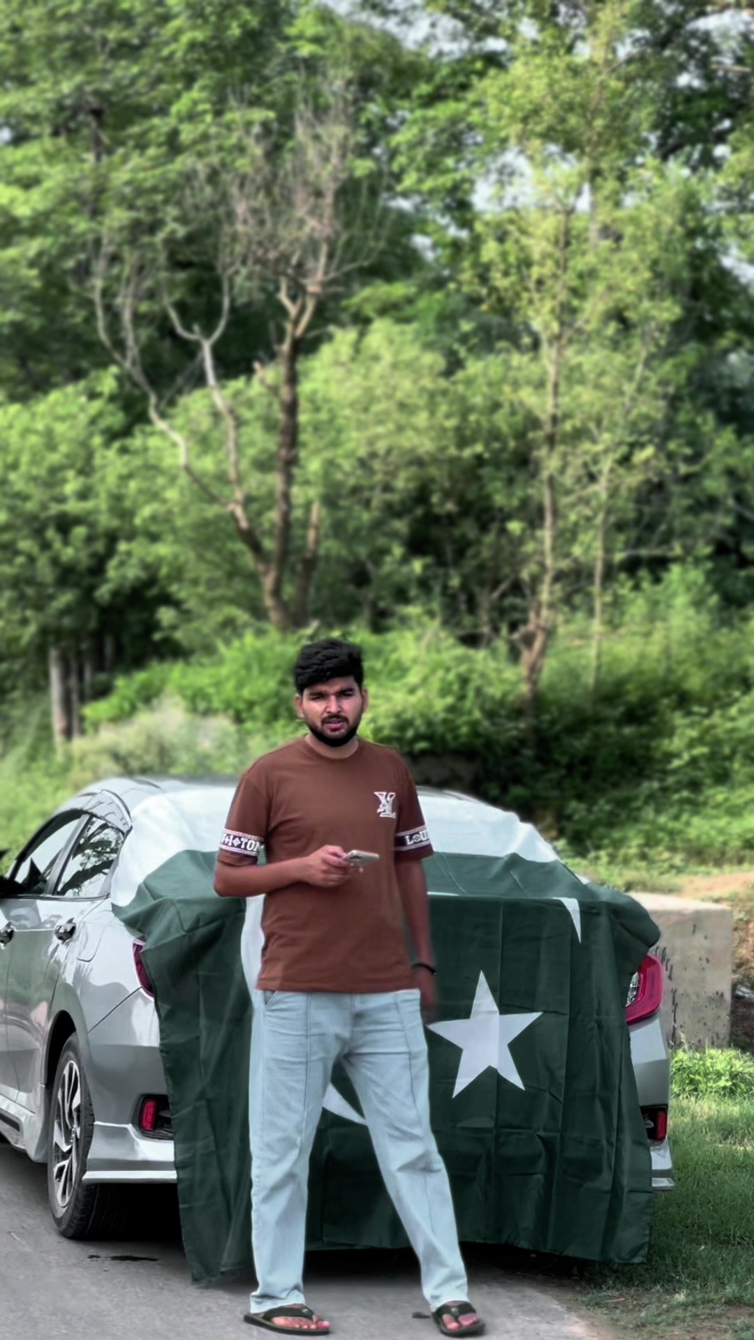 @ملک علی حمزہ اعوان 💸