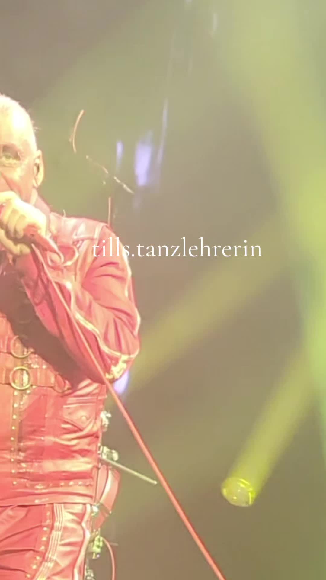 @Tills Tanzlehrerin