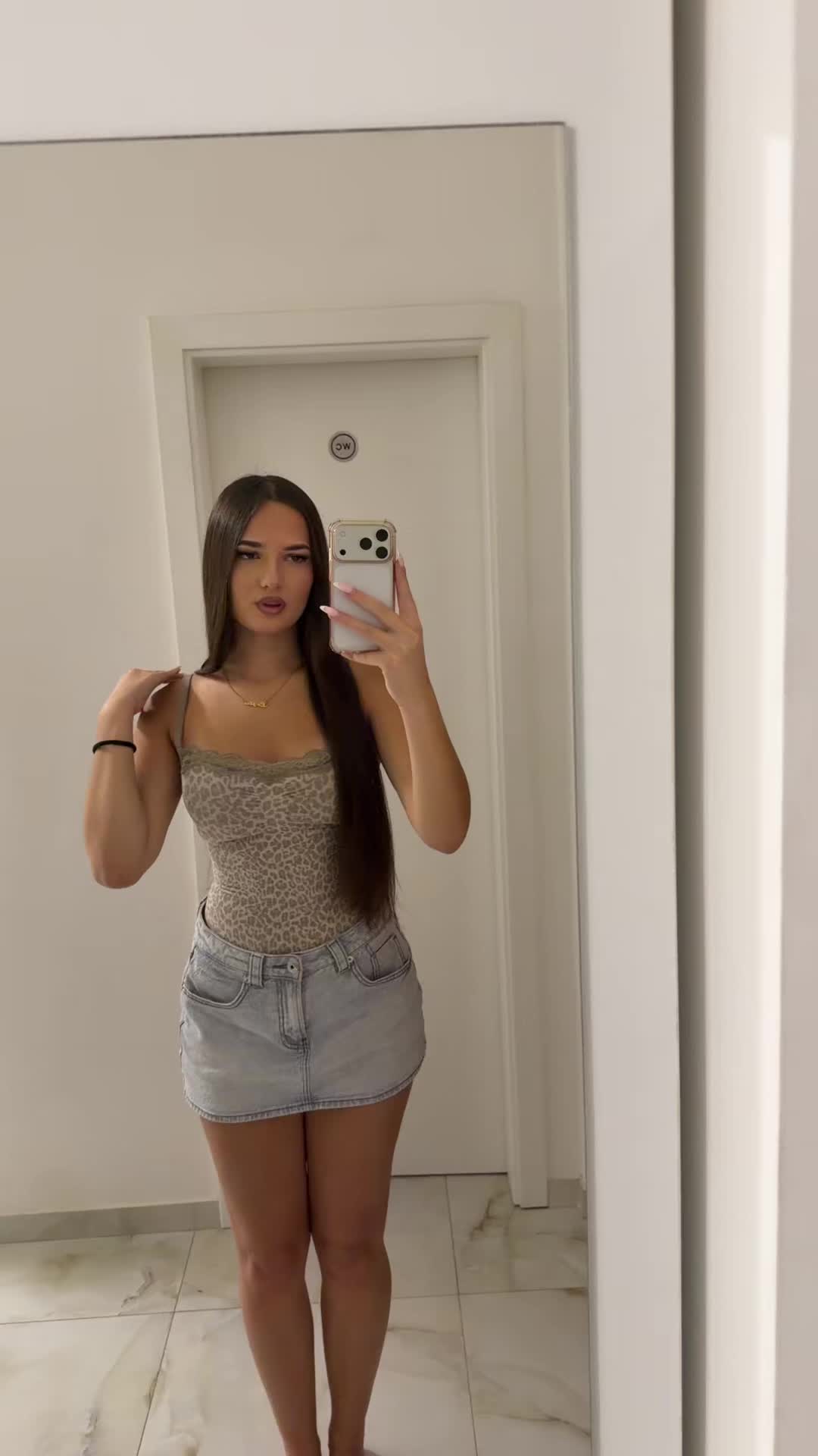 @𝐋𝐕