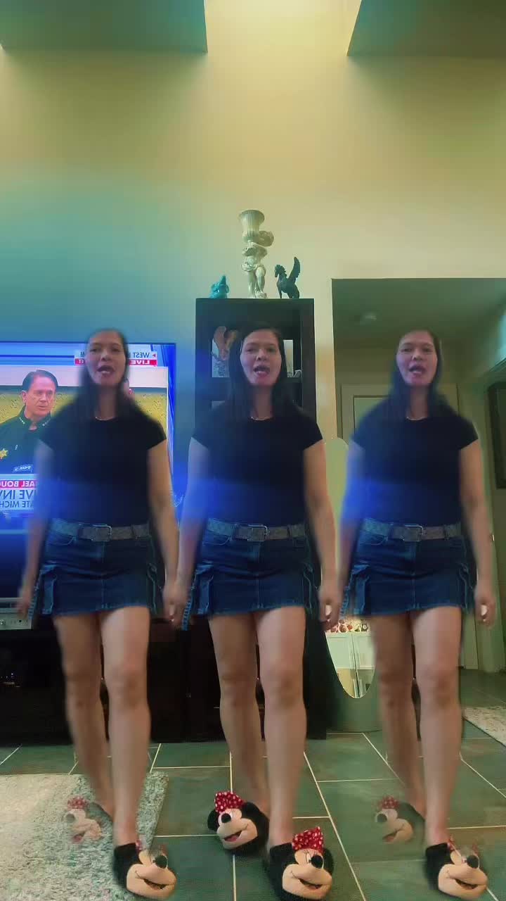 @nicolevaug