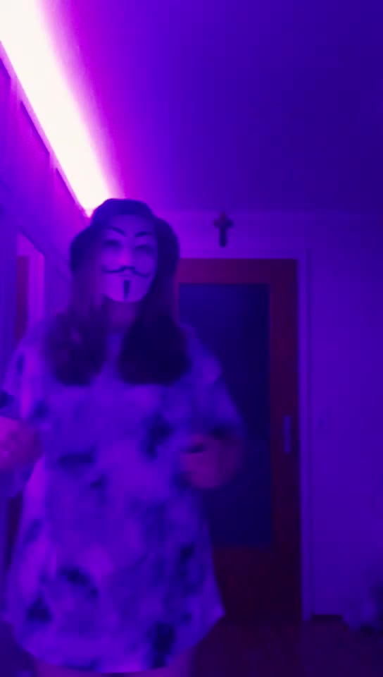 @1000--------🧚♀️--------2000