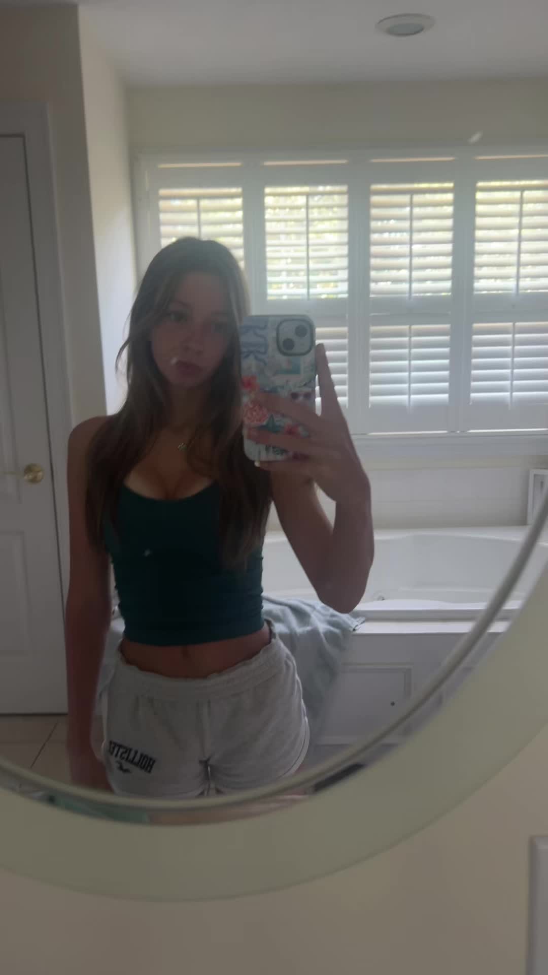 @️