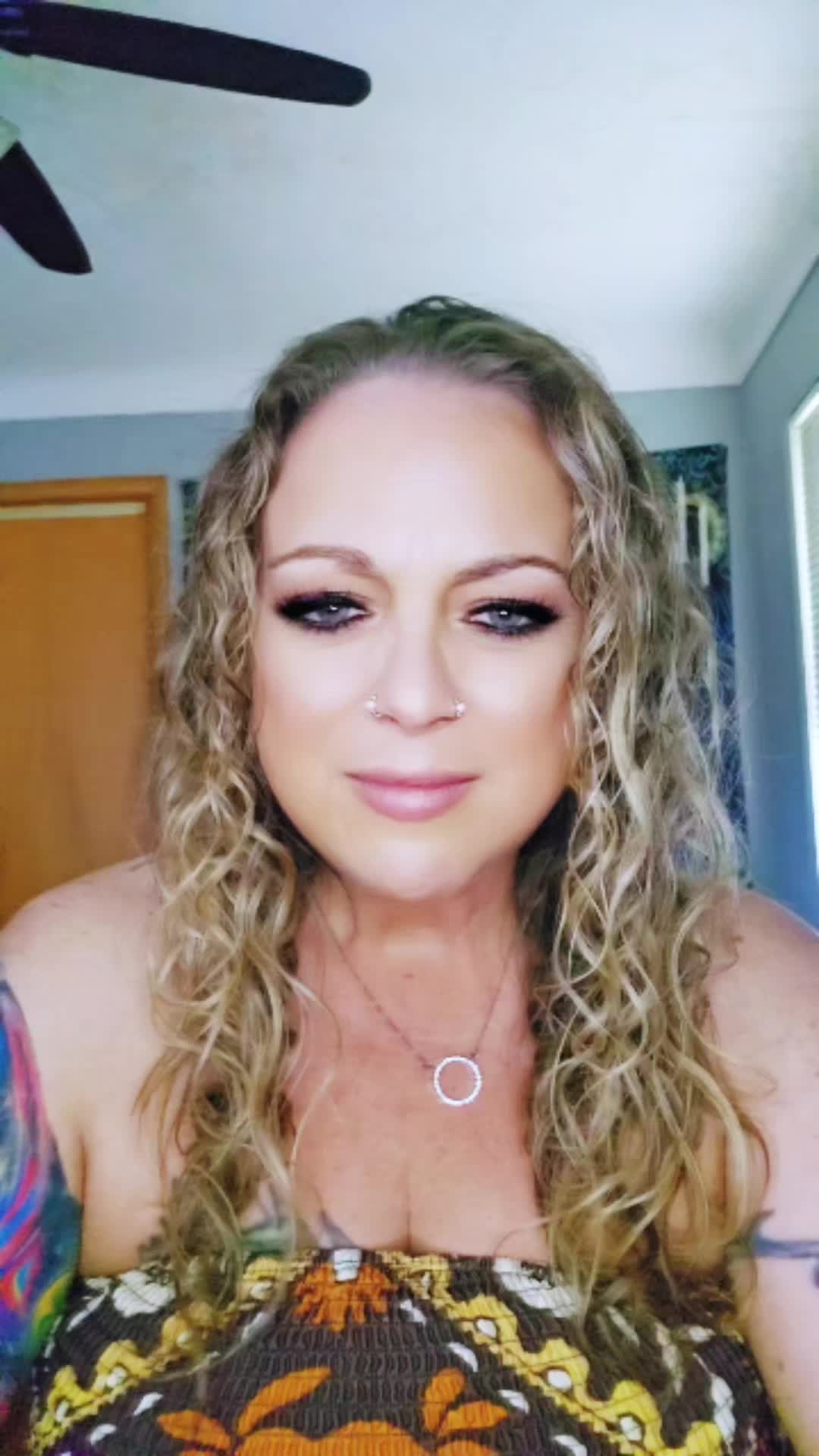 @👑 Queen.Purple 👑