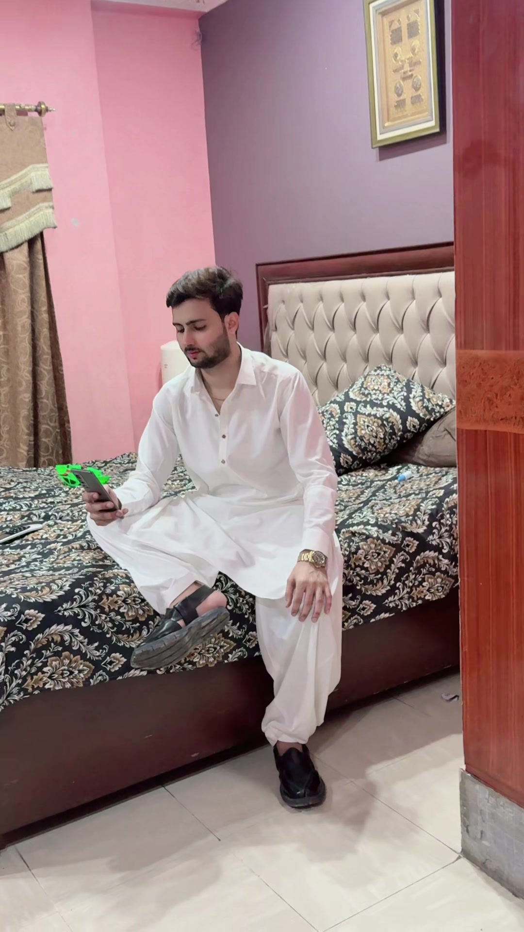 @Ali Afaque