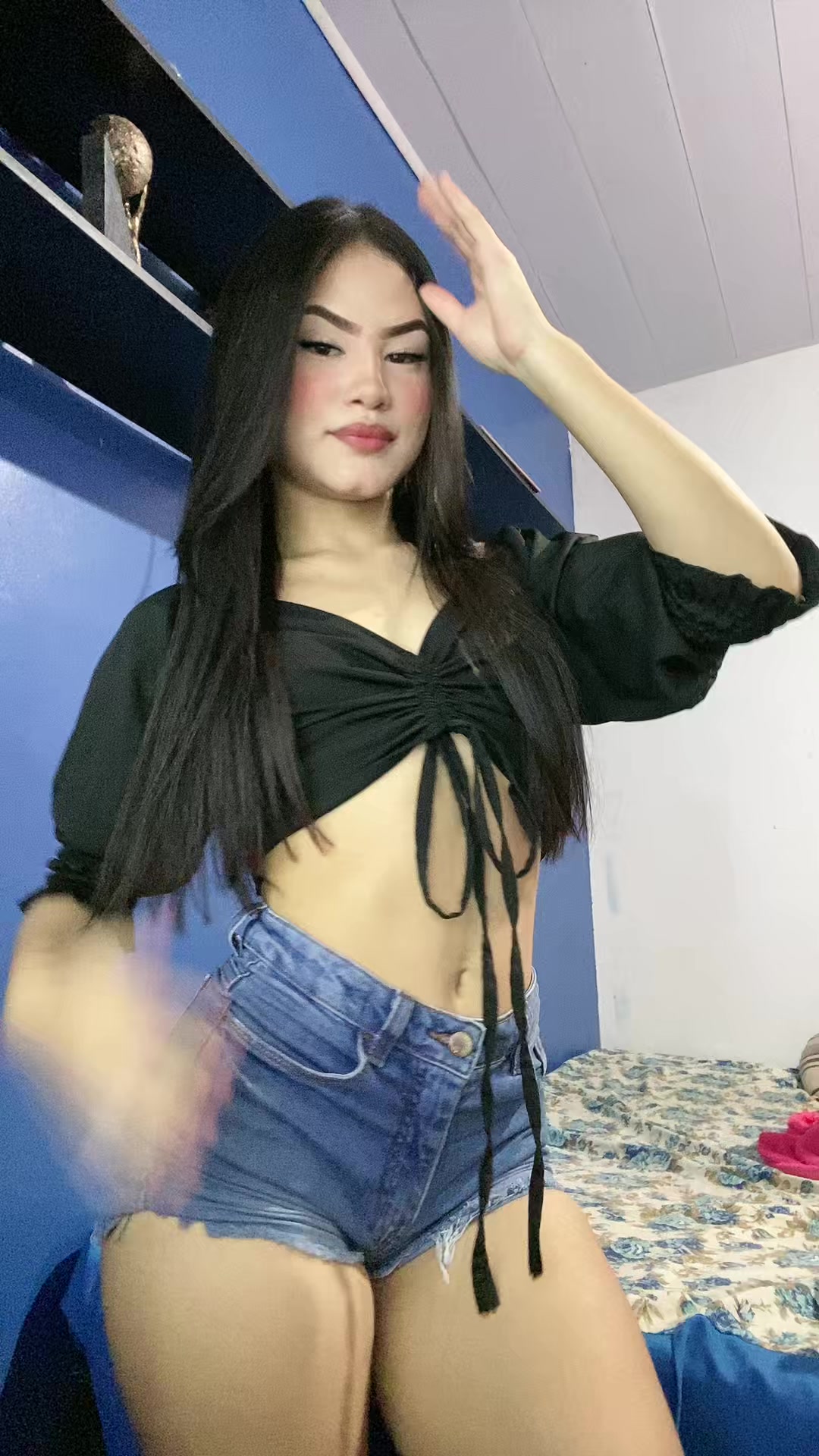 @jhenn_fi