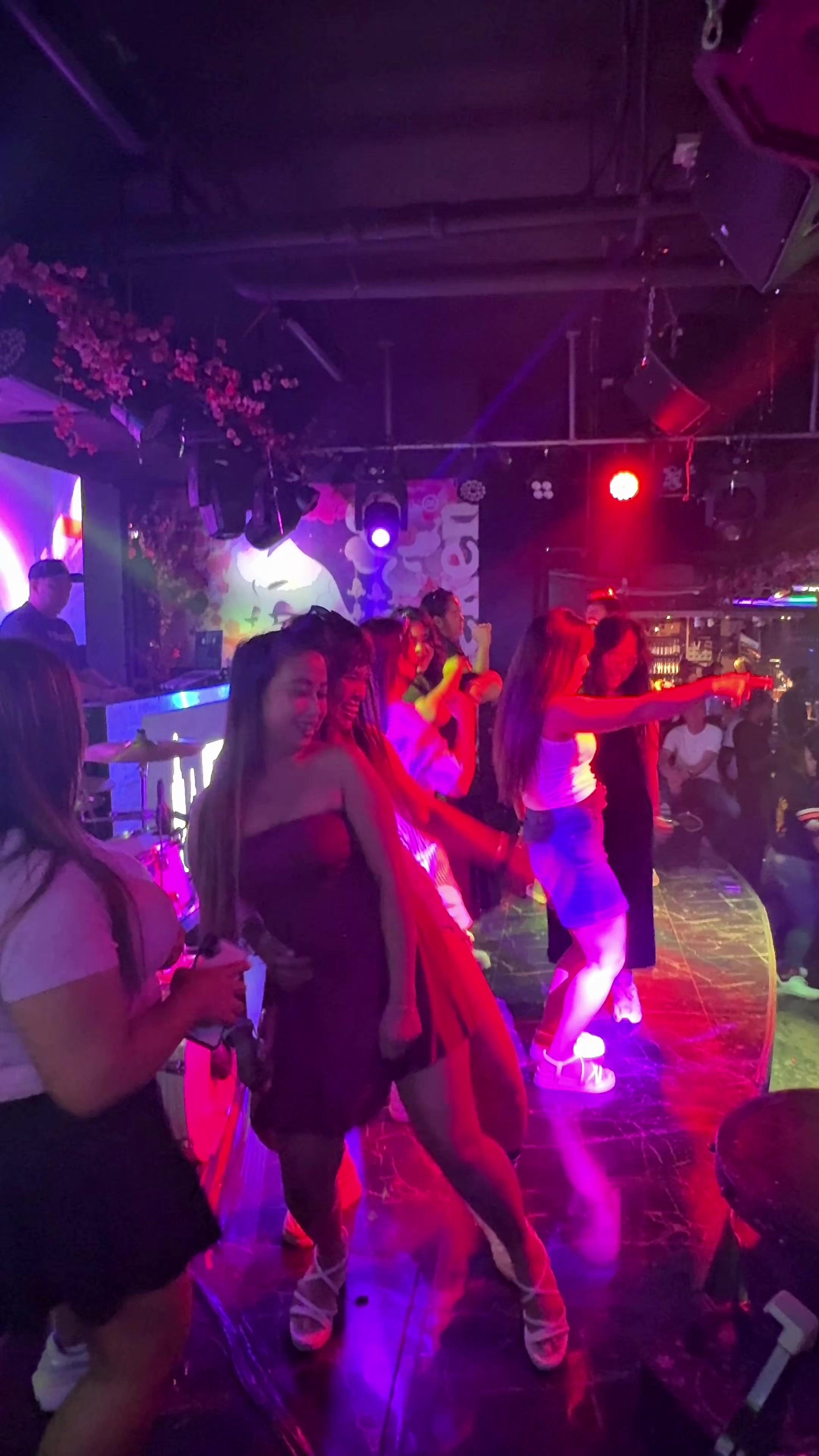 @clubaxisteadance