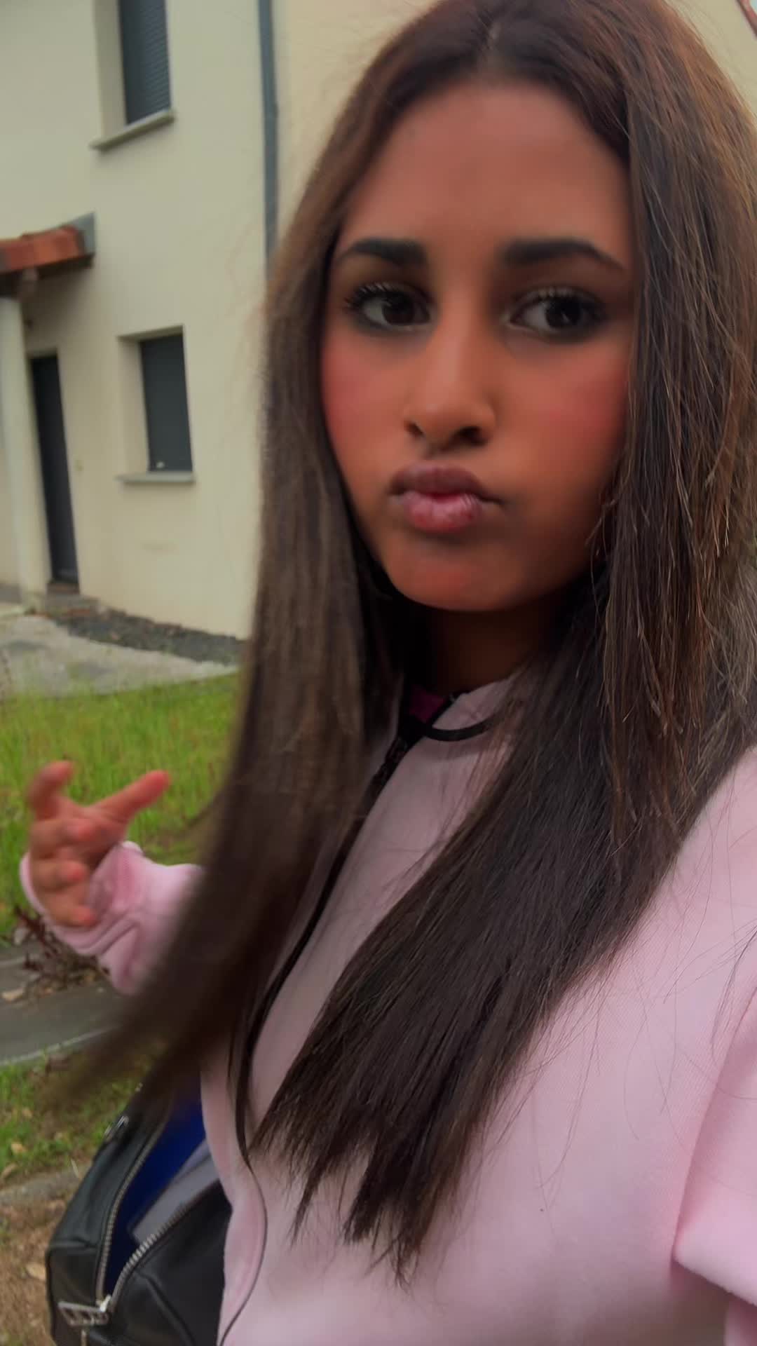 @l&eacute;na_vass
