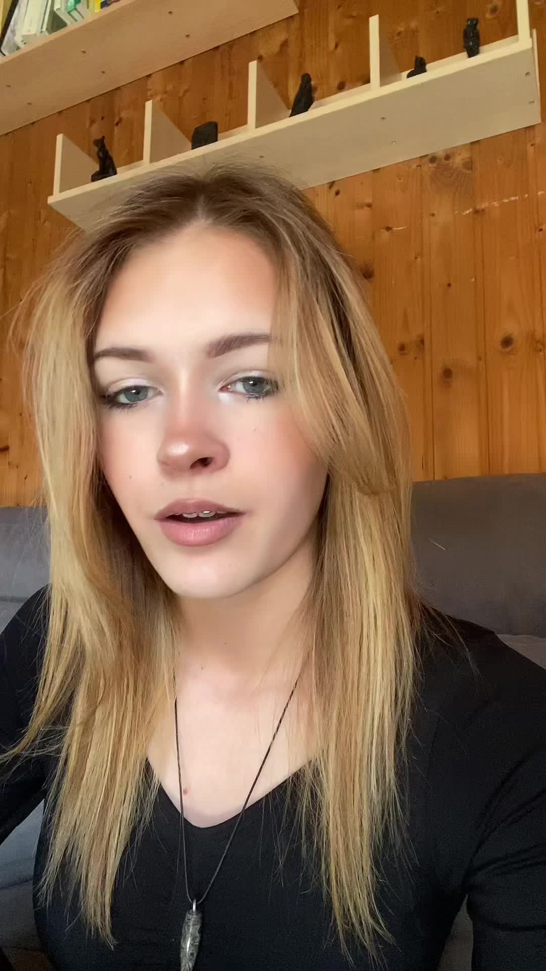 @lara_luv222