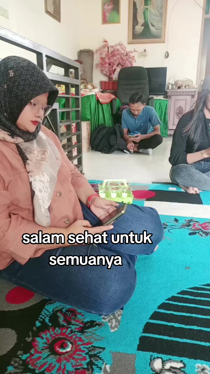 @Bunda Ratu Bolosewu Asli🇮🇩