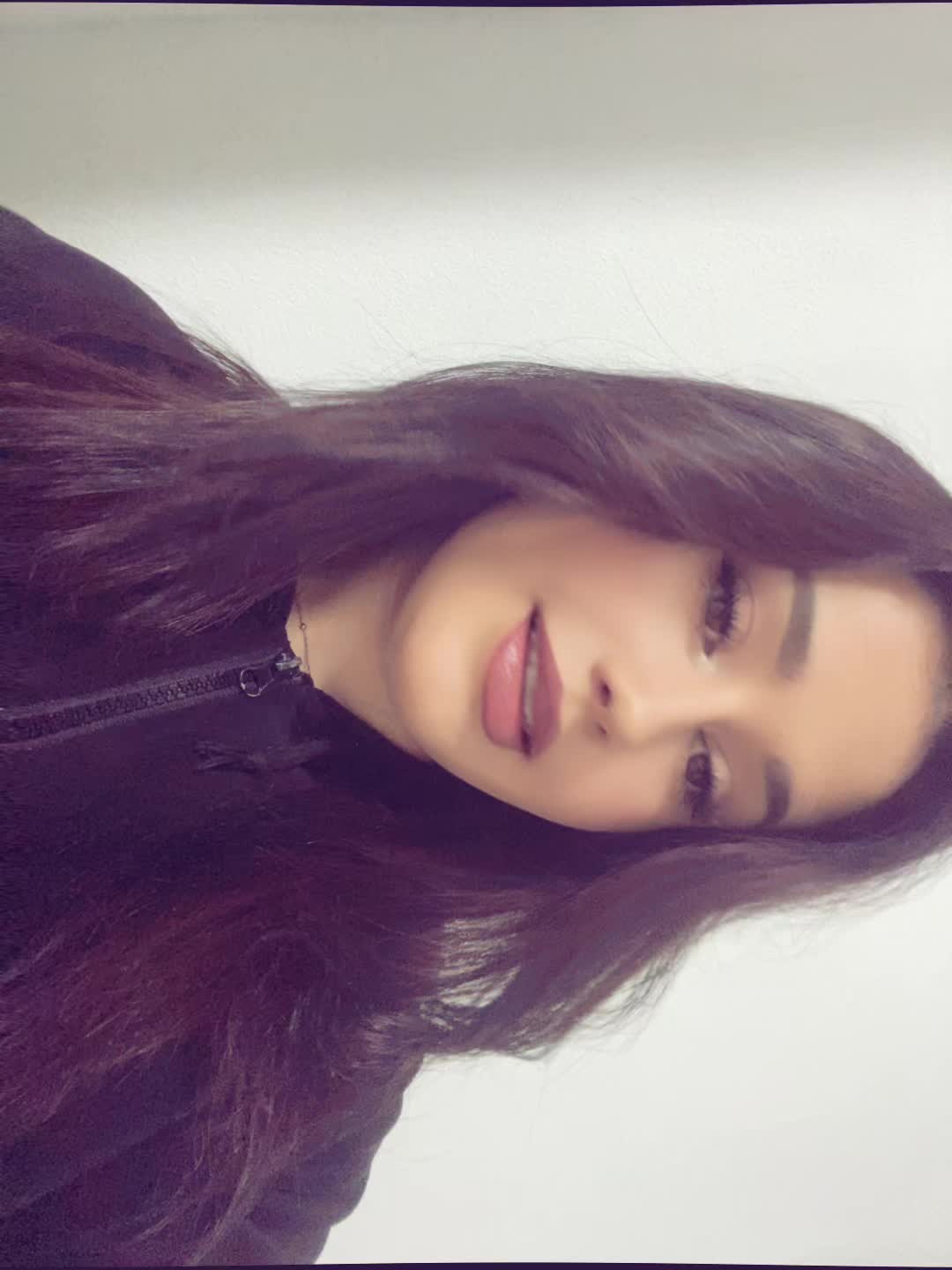 @Lena🌸