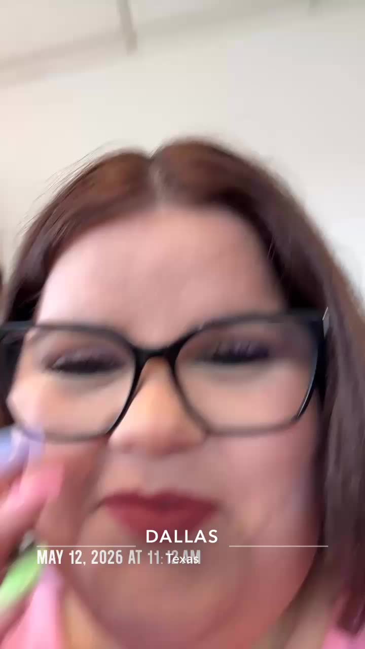 @hillarysalinas24