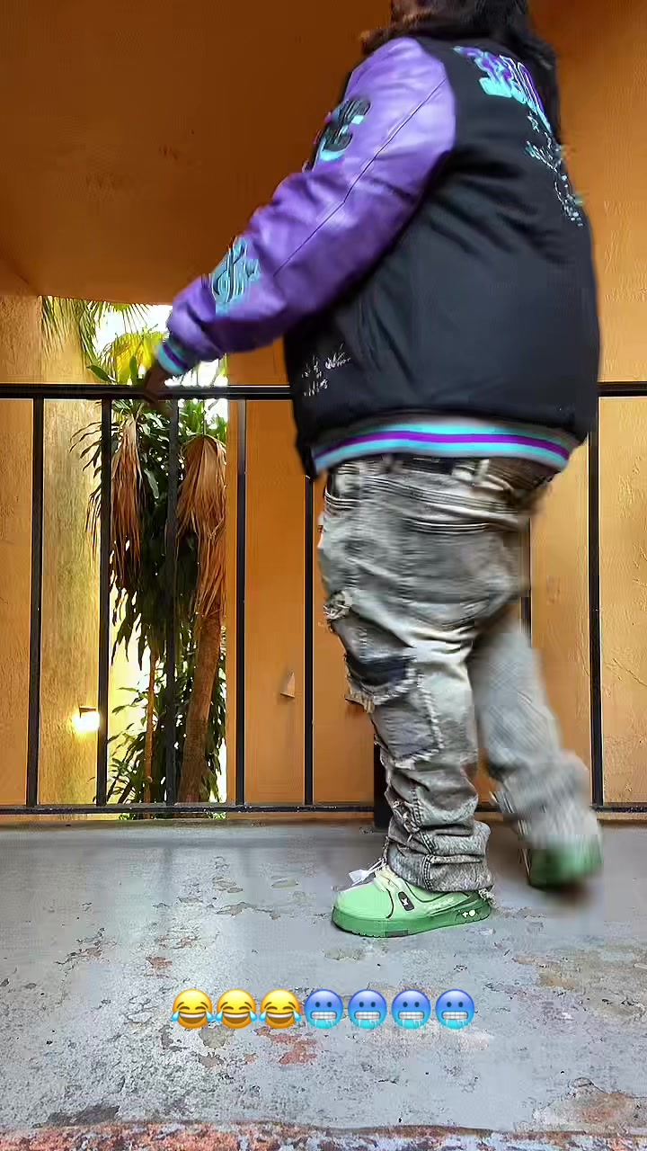 @bri2funny!