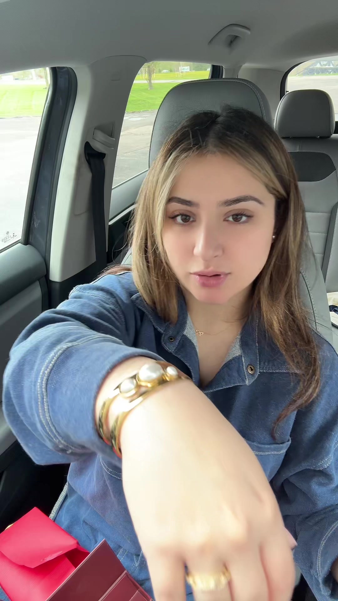 @Athrah.