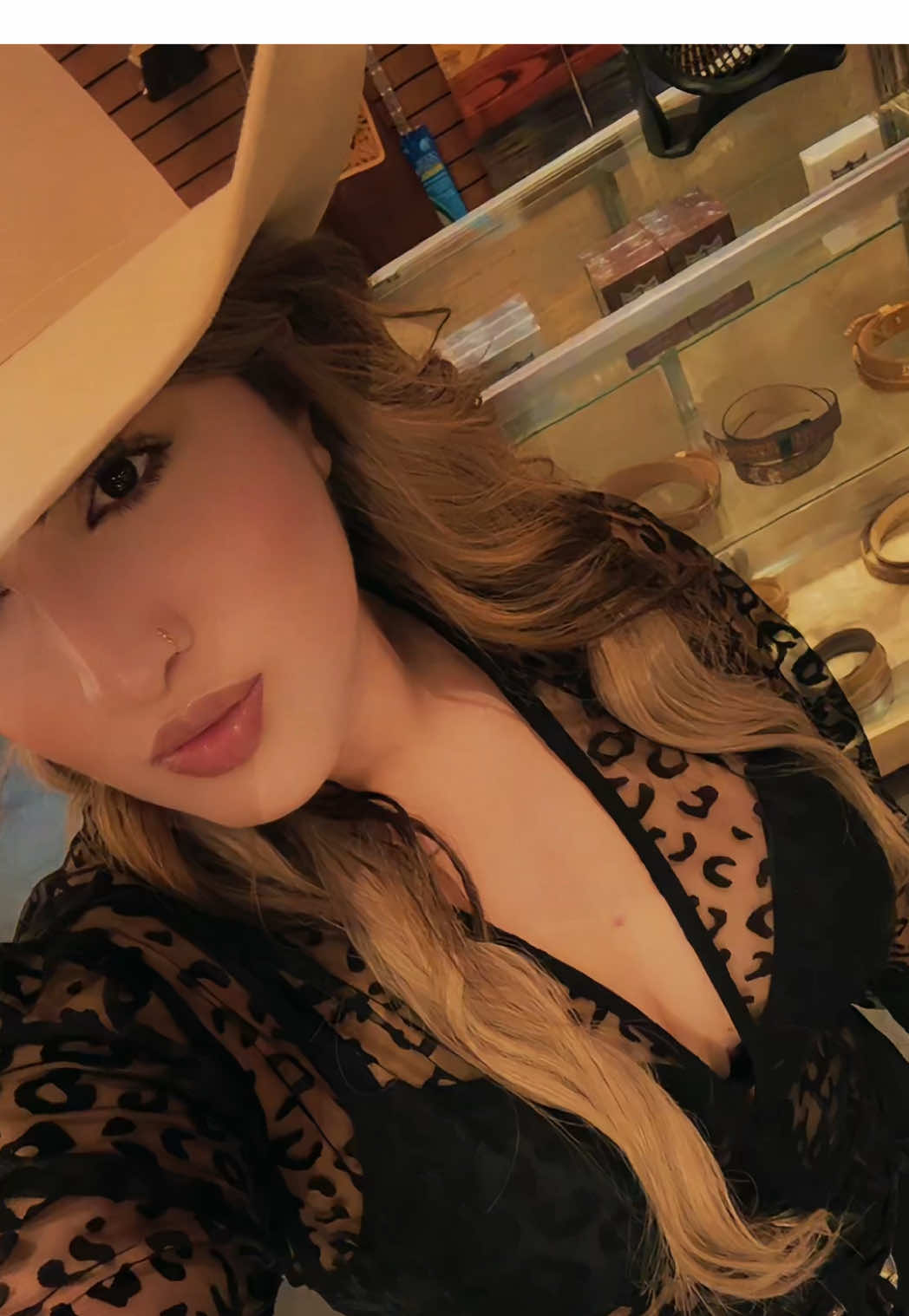 @Anelsy 🌵🐴🖤✨
