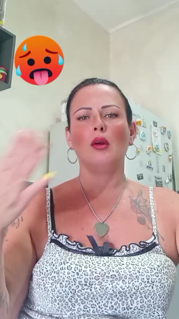 @ladeadelledee
