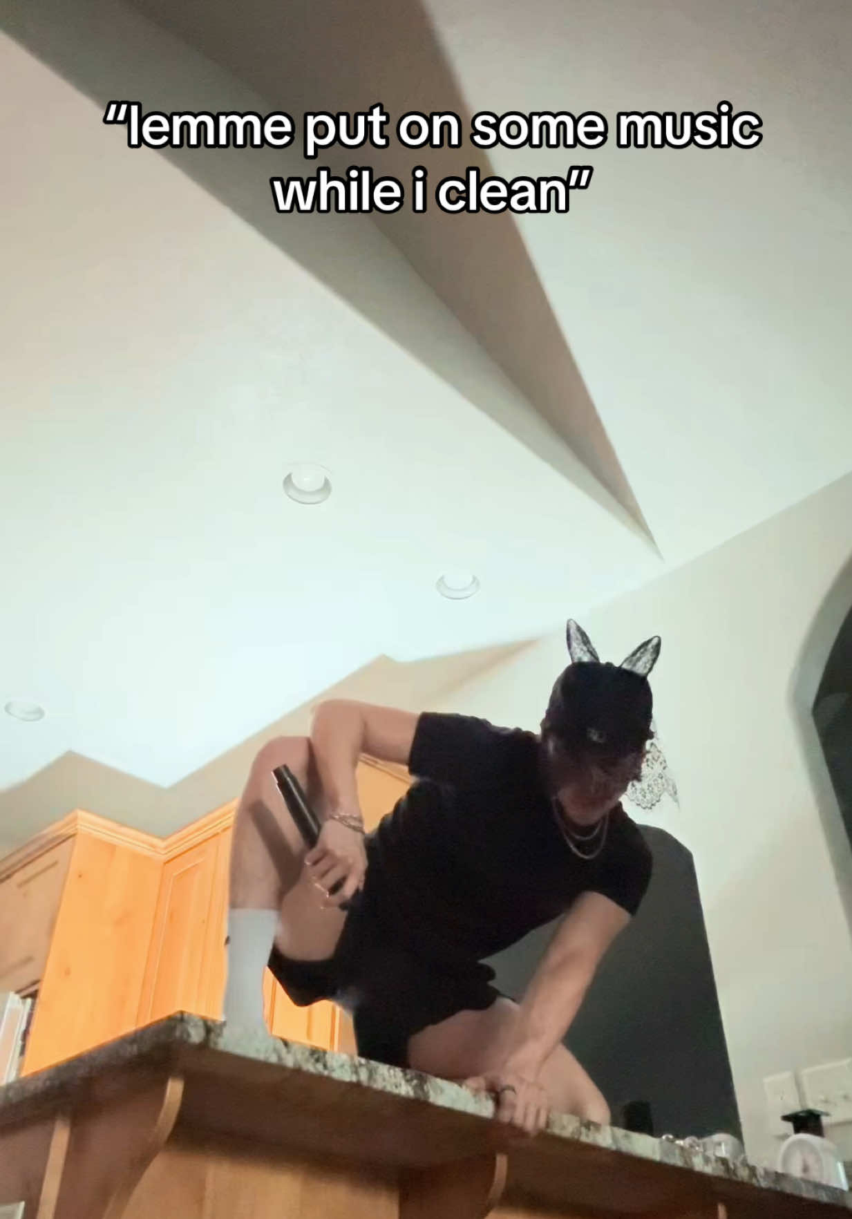 @alejandro