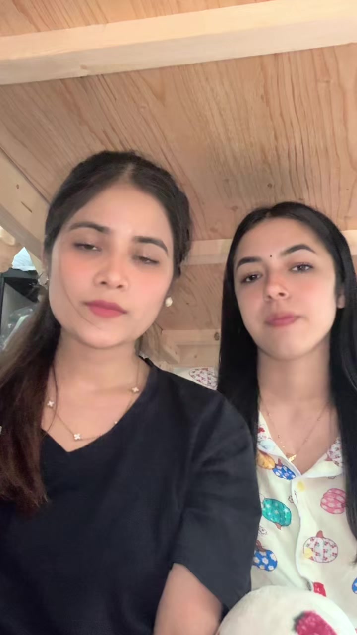 @Indira 🇳🇵🇯🇵