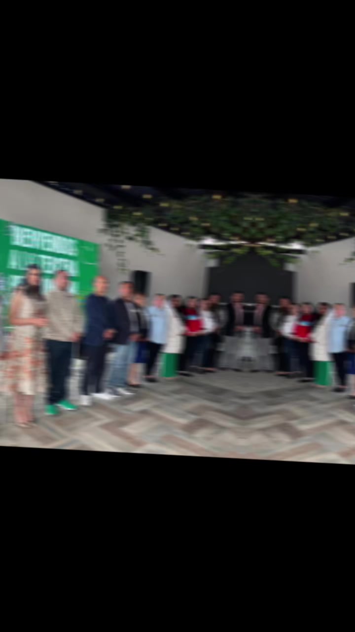 @HectorGar27