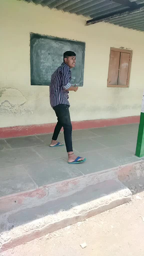 @🎗️MR HAPPINESS😋