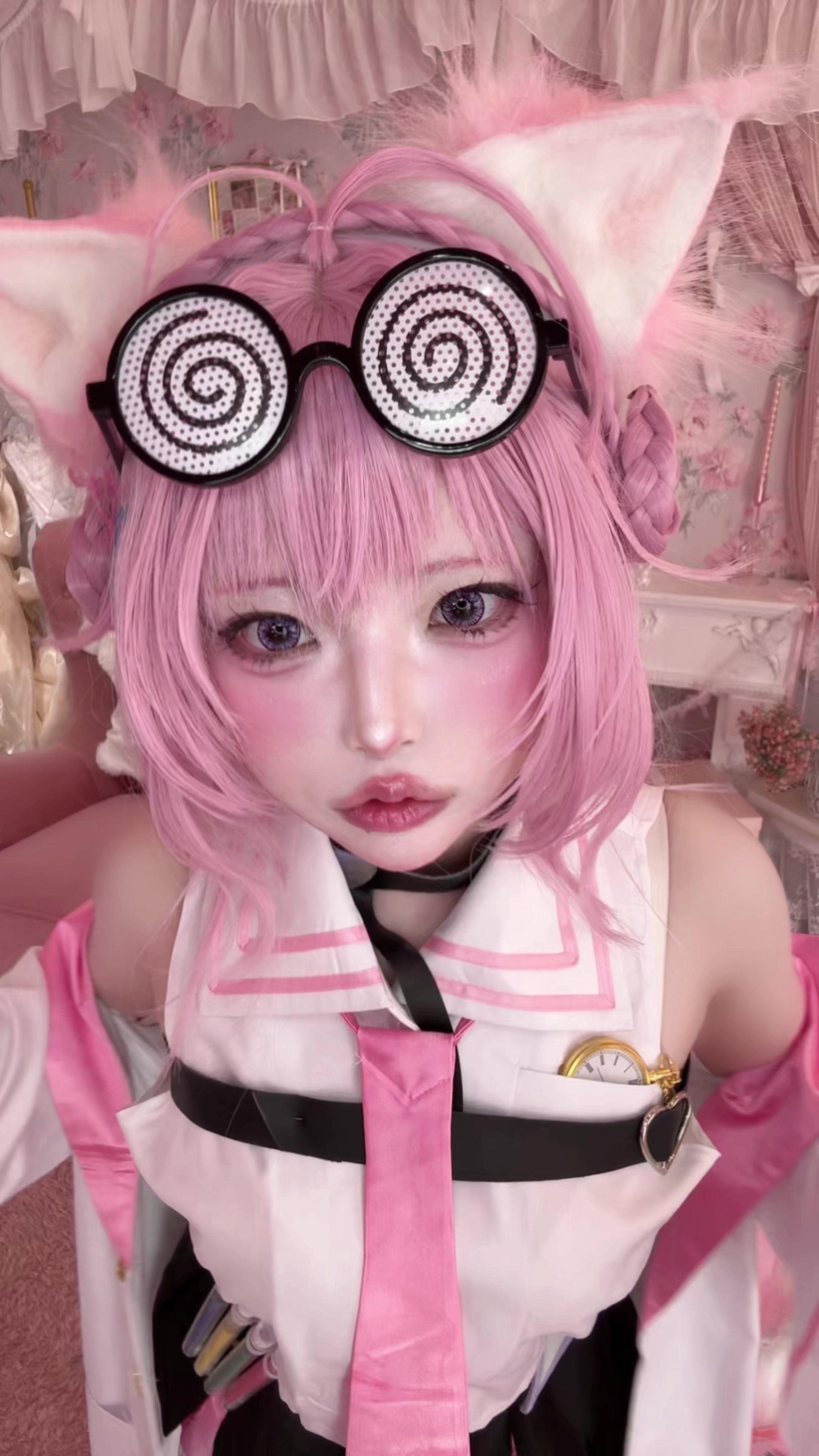 @あるく