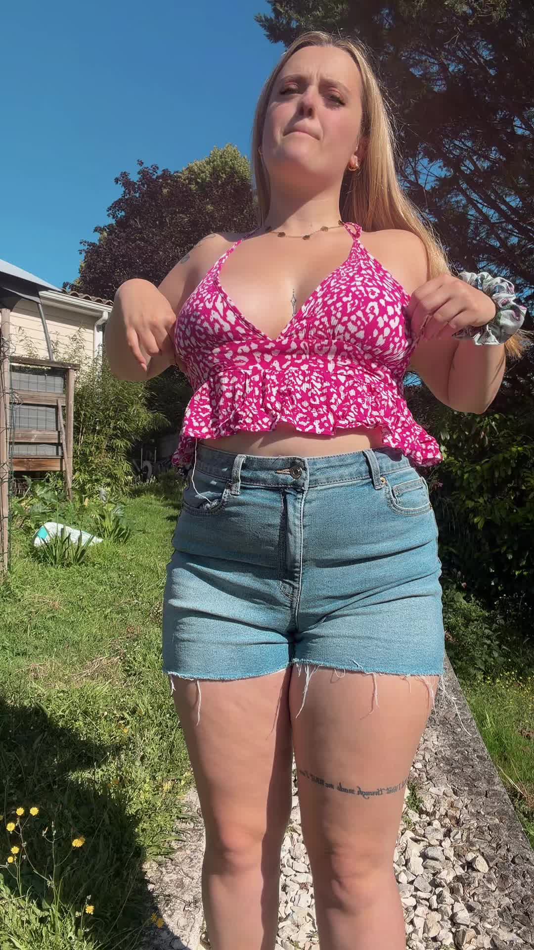 @Juju l’unique 🤷🏼♀️