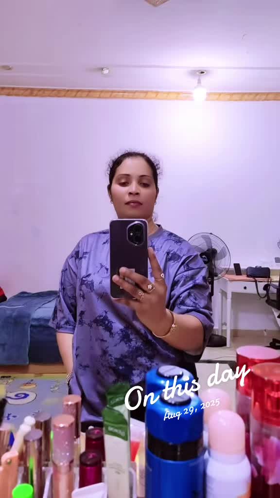 @❤️..Nilu.D online