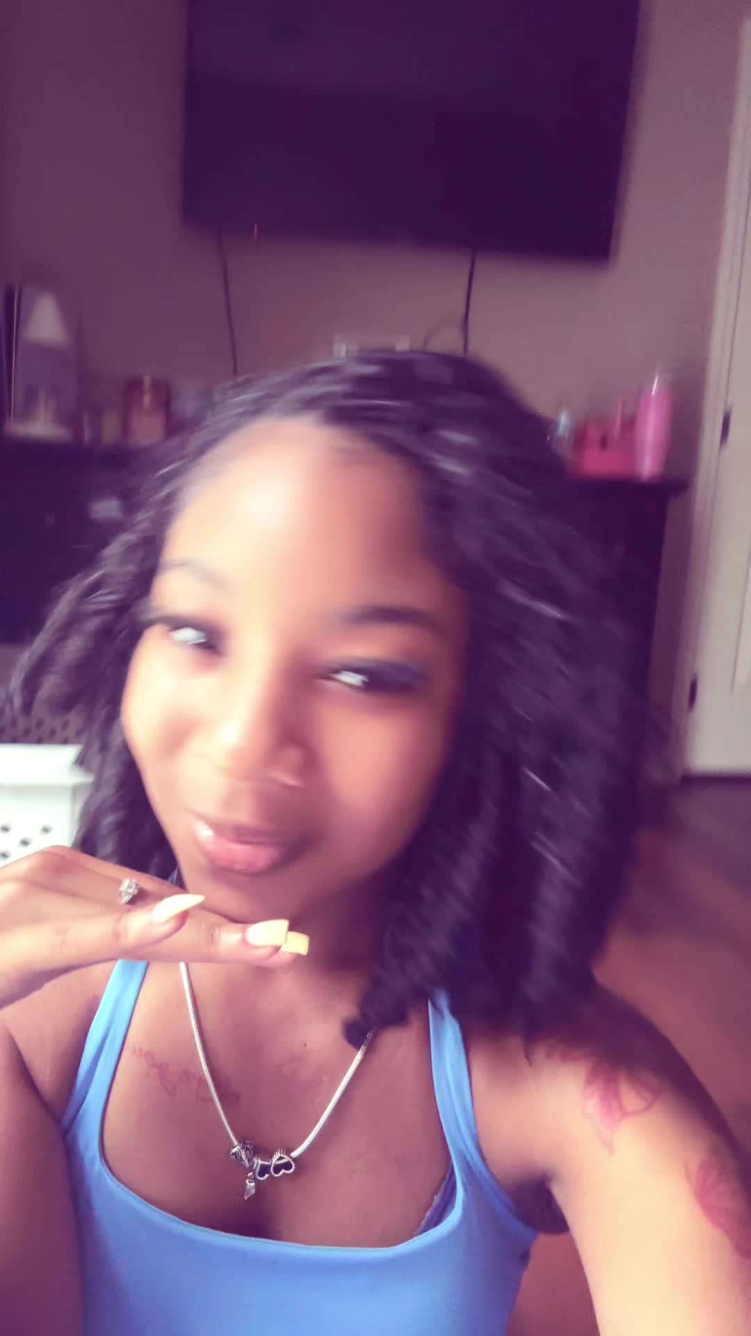 @Brenae