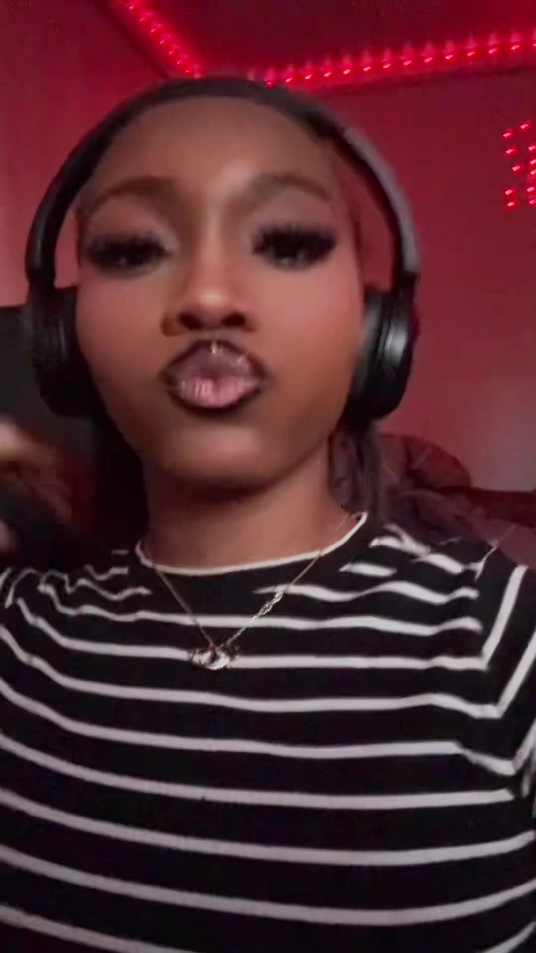 @LOVERGIRL💭🦋