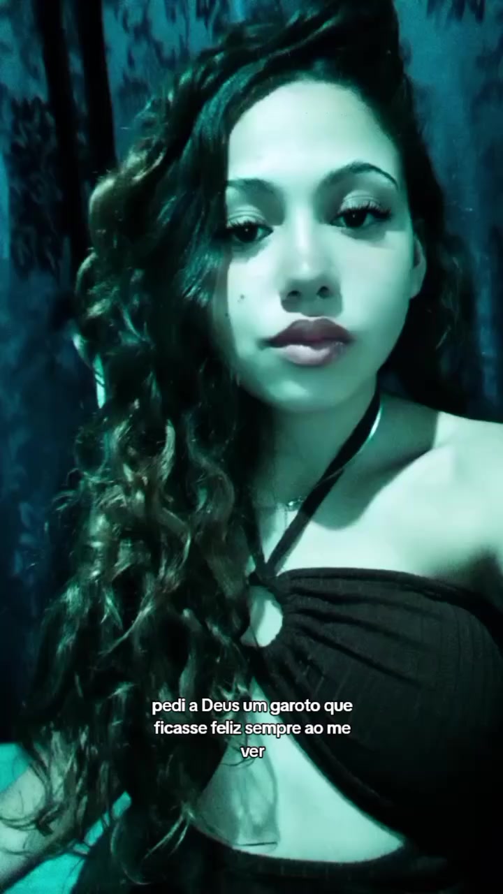 @KARALHO_É_A_ANA