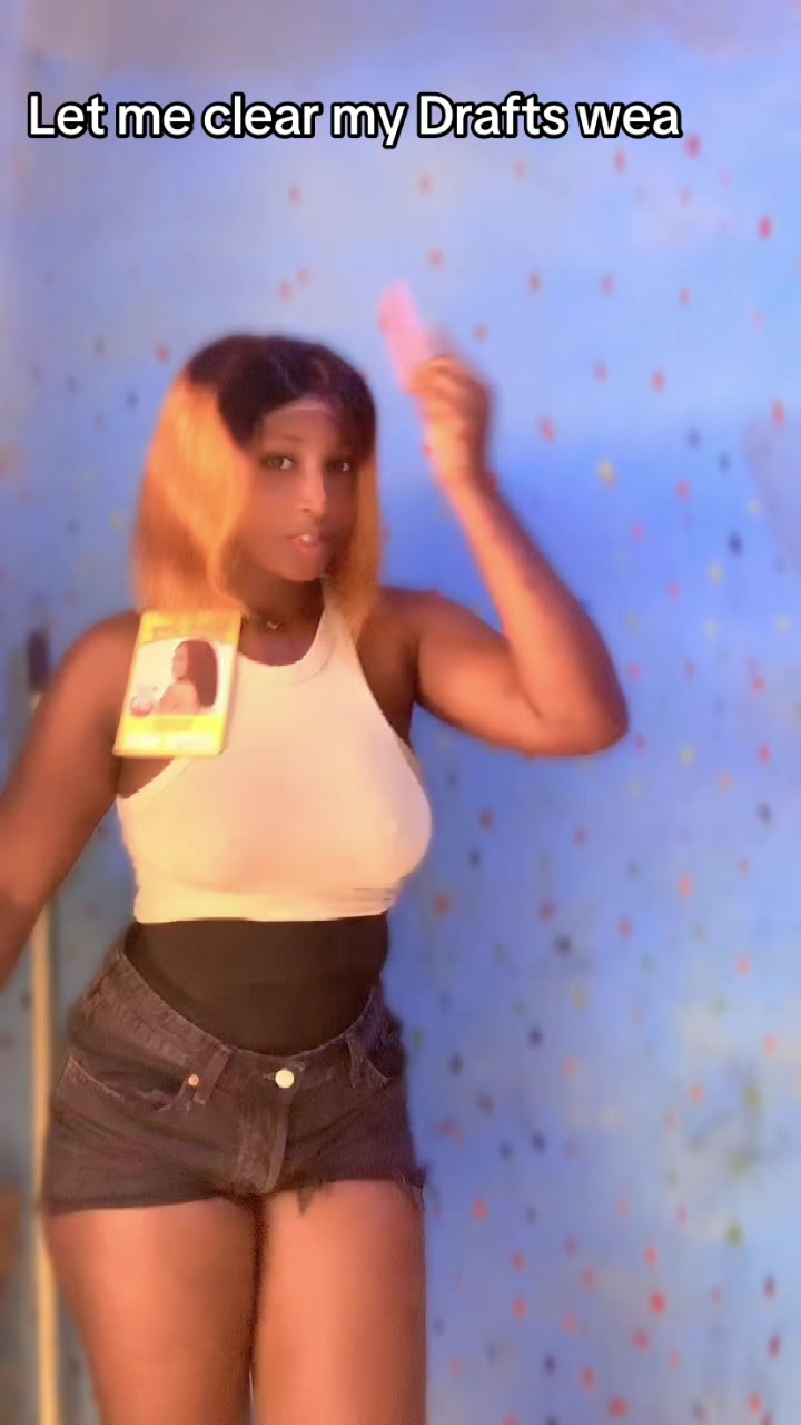 @🎀Dat gal &Auml;řķ&oslash;ş&uuml;&auml;ħ 🎀🛍️