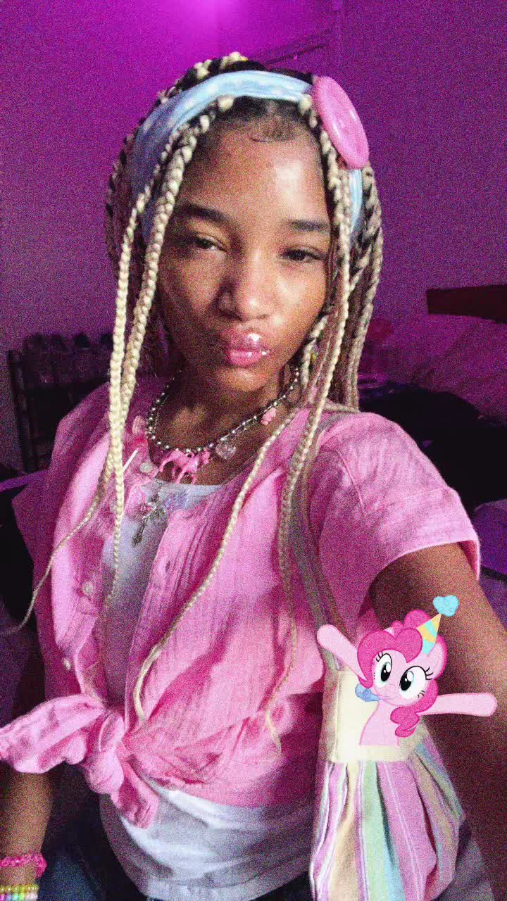 @whimsicxlunicorn🦄