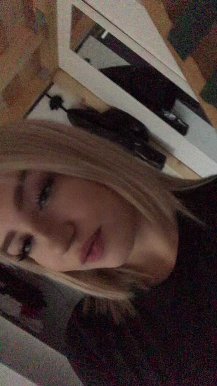 @_emily__df__