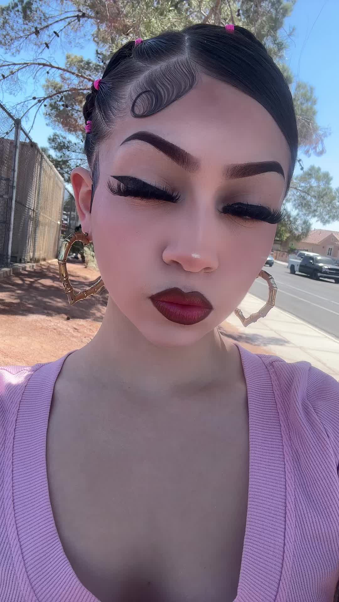 @yogurlyali