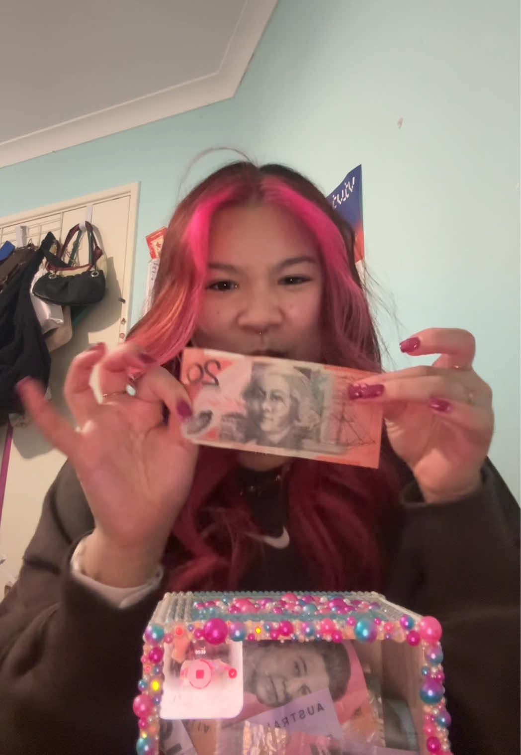 @jade
