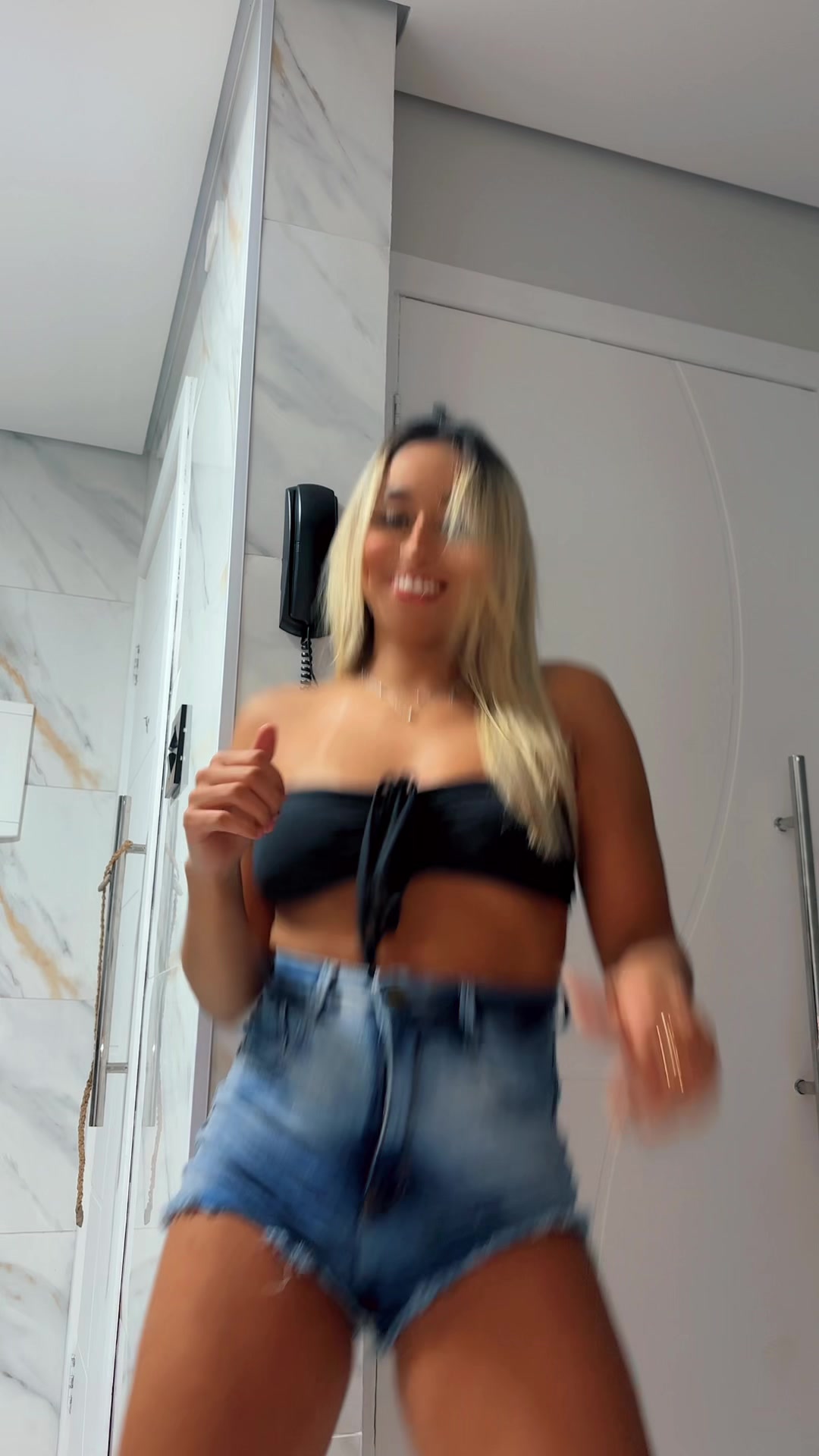 @Layssa Keller
