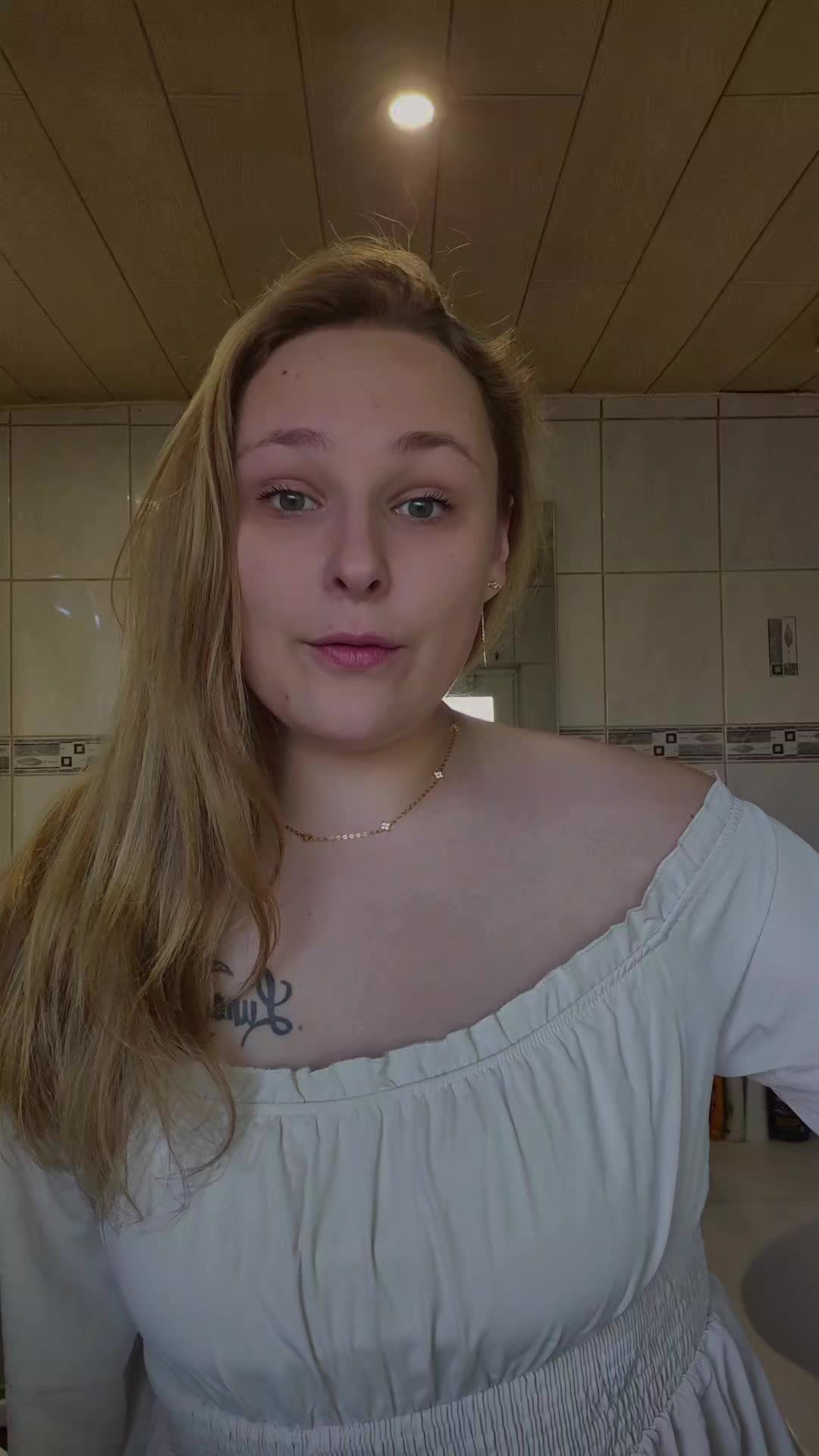 @Ang&eacute;lique 🐍