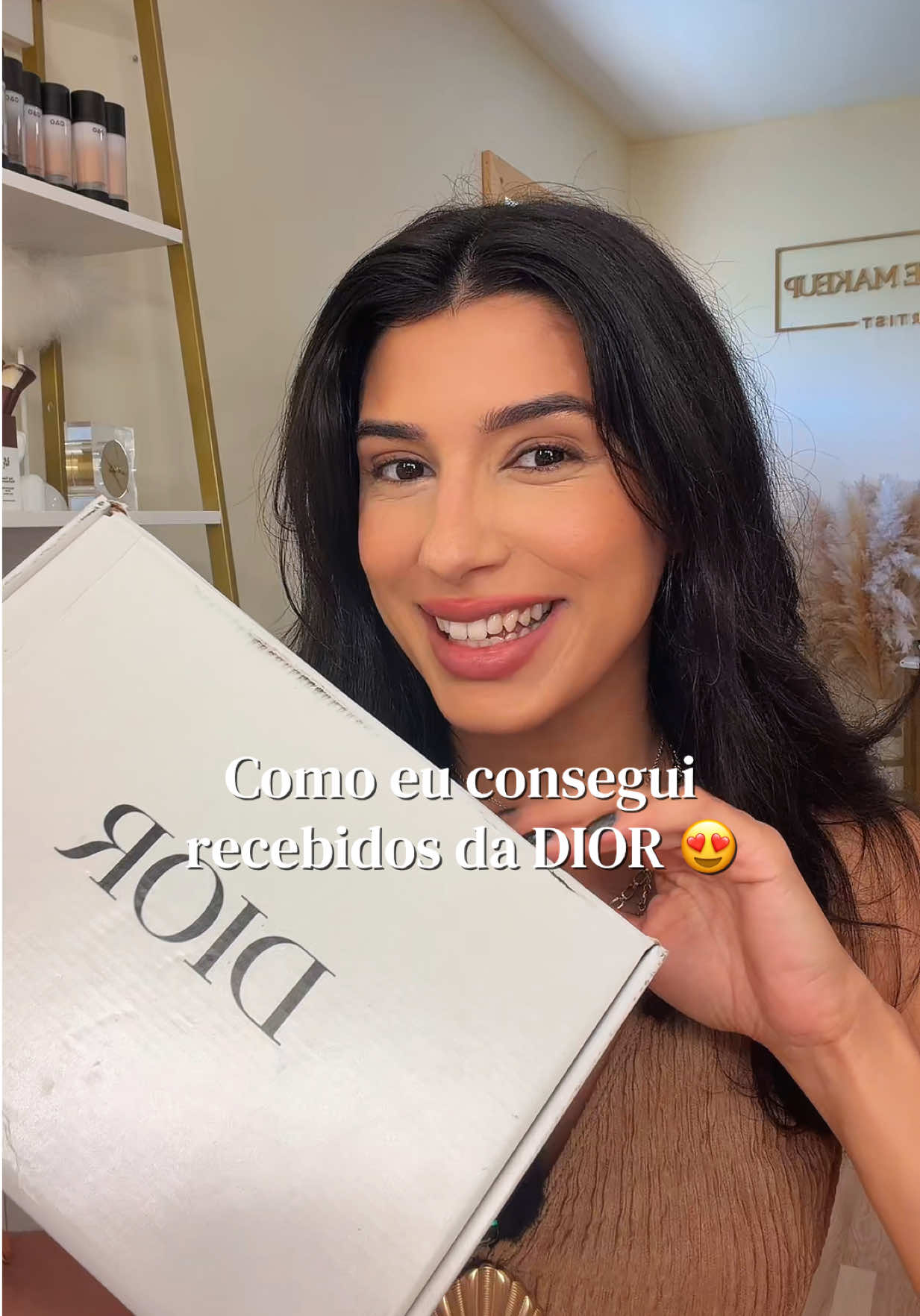 @Giovana Tome Makeup