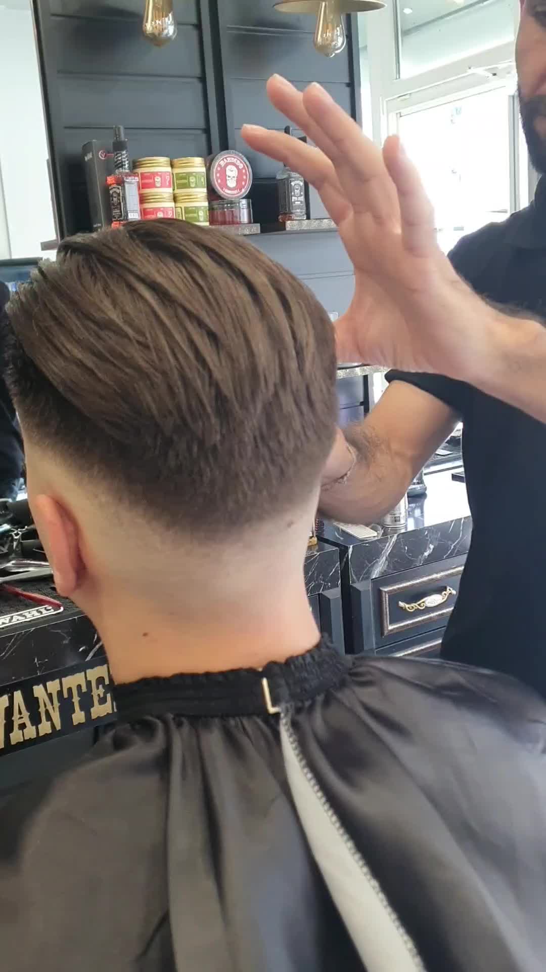 @dino-barbershop