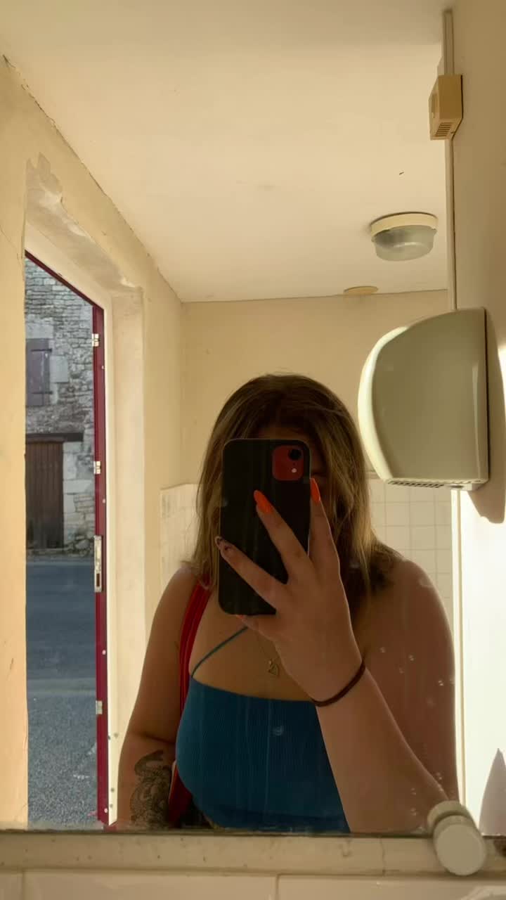 @_mlle.lola_