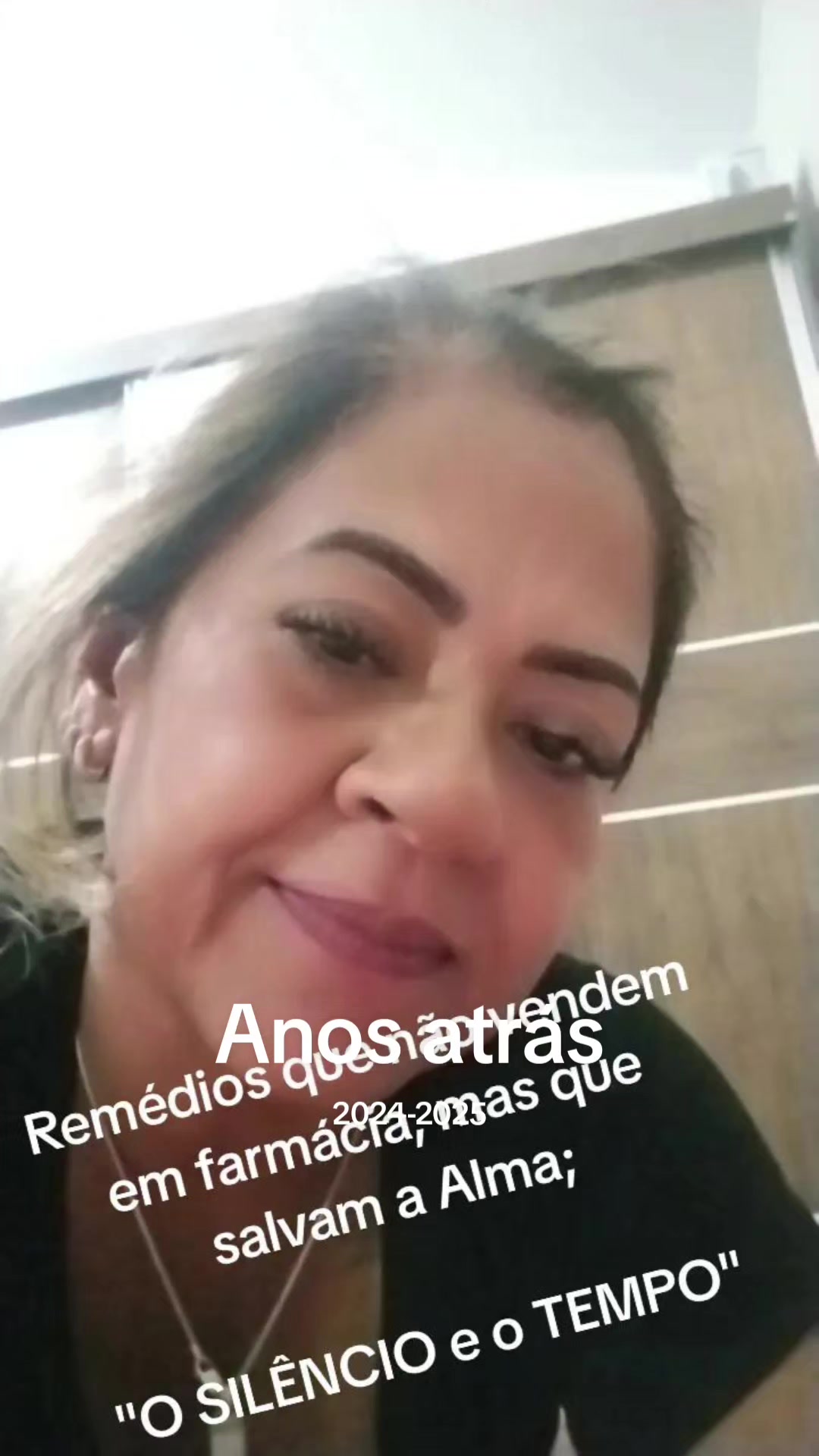 @K&aacute;tia Hinham