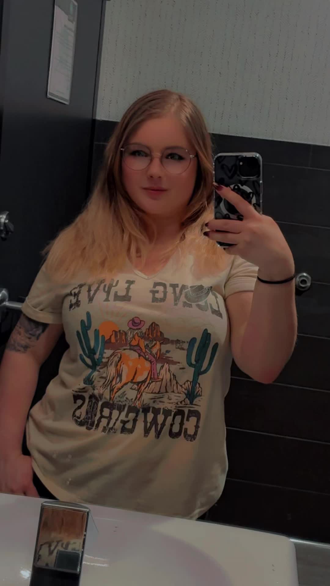 @Ms. Kat⚕️🐺🪖