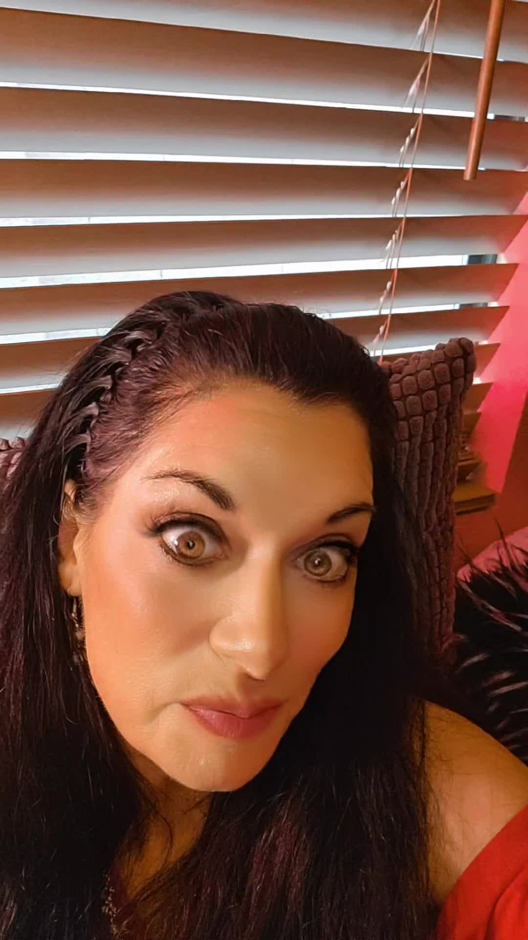 @Angela