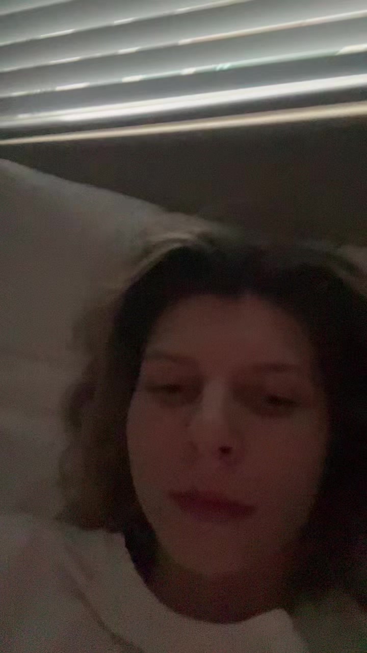 @алиса ♱ монашка