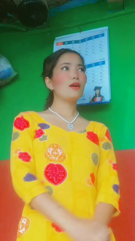 @मनिशा शेन्चुरि ❤️💐 (khuju🦋)