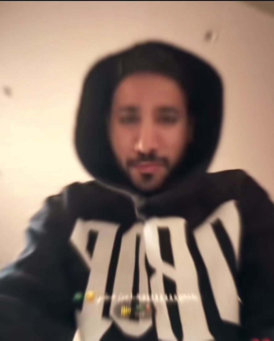 @𝐋𝐨𝐦𝐚