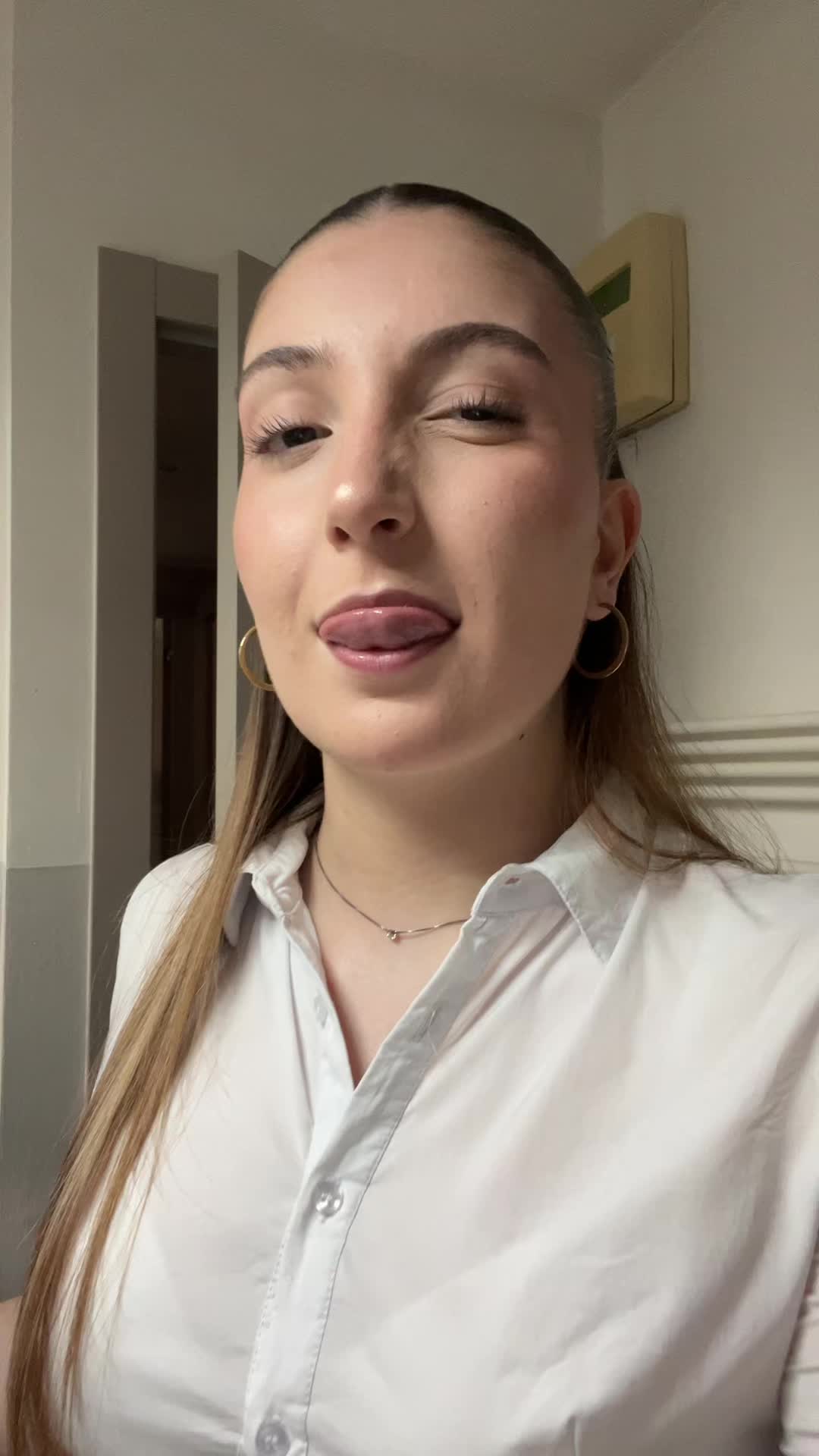 @angi