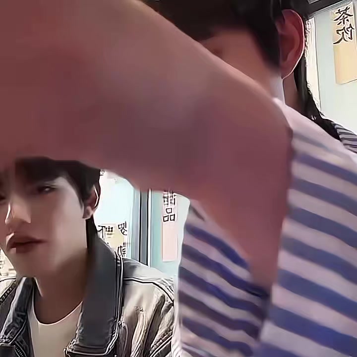 @—生气的