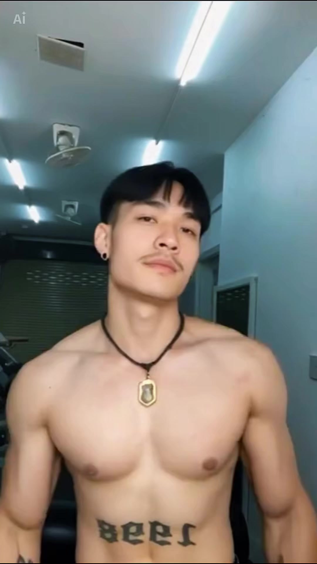 @โฟว์อาร์มครับ