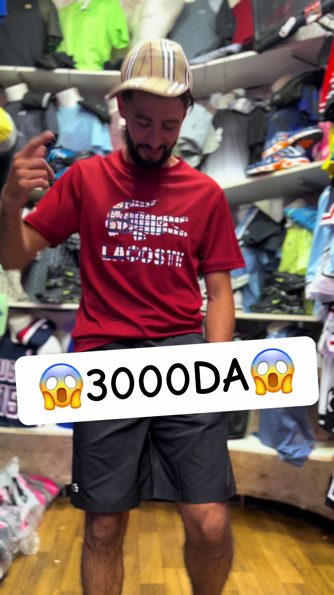 @Parisien💙❤️👕👖👟🕶👔🧢