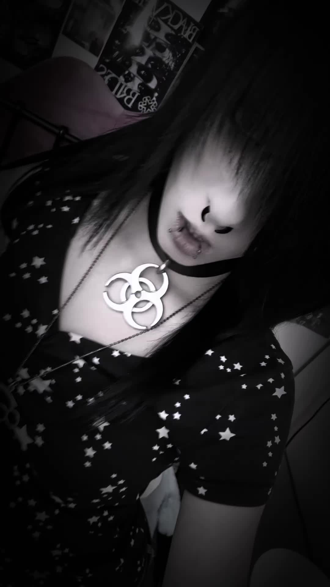 @☣︎ 𝔇𝔢𝔞𝔡𝔙𝔞𝔪𝔭 ☣︎